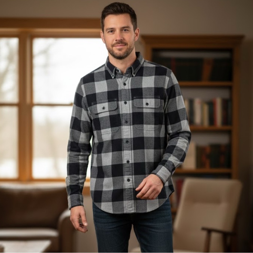 Abercrombie & Fitch Men's Blue White Plaid Flannel Button Down Size M